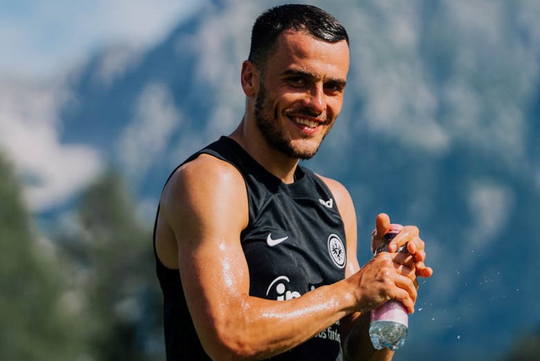 Kostić dogovorio uslove sa Juventusom: Ajntraht zahtijeva 20 miliona evra