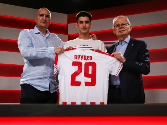 Novo pojačanje Prucev: Srećan sam, Zvezda je veliki klub
