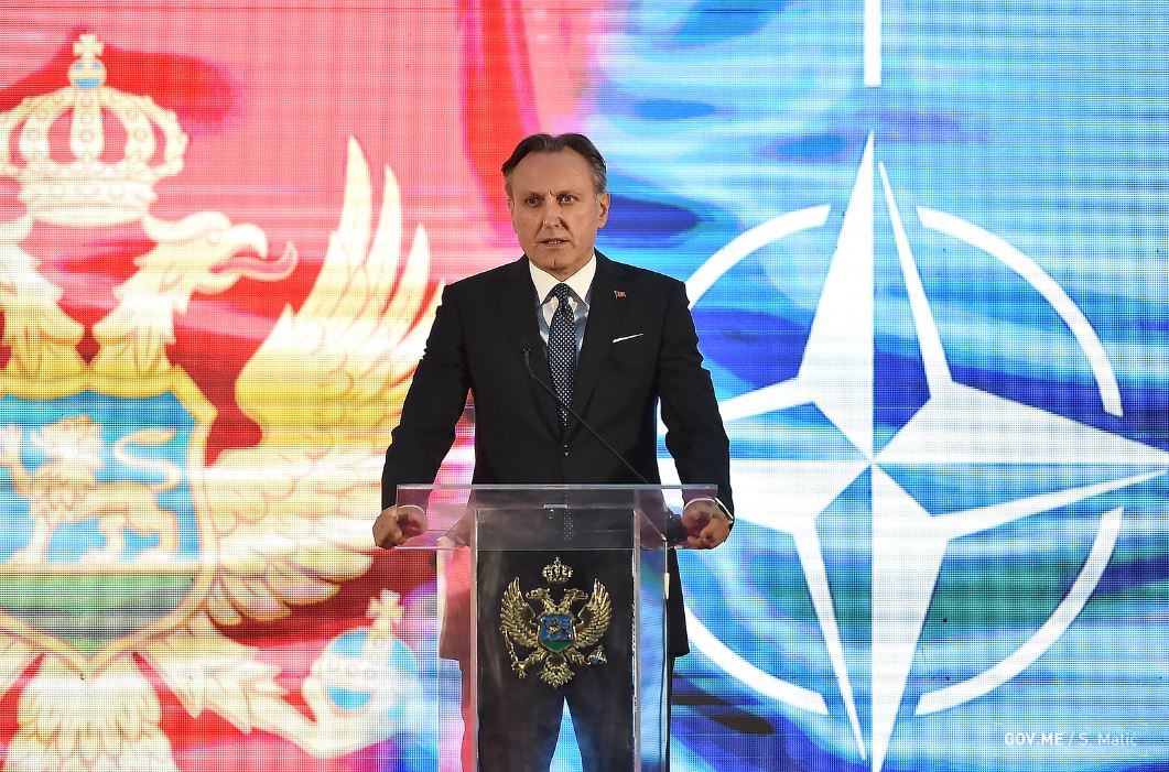 Hrvati „ispalili“ Ranka Krivokapića: Iako im se unaprijed uredno zahvalio na pomoći, hrvatski kanaderi neće gasiti požare u Boki!