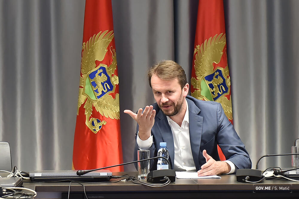 Konjević: Cijela Crna Gora nijema je danas pred bolom porodica nevino stradalih