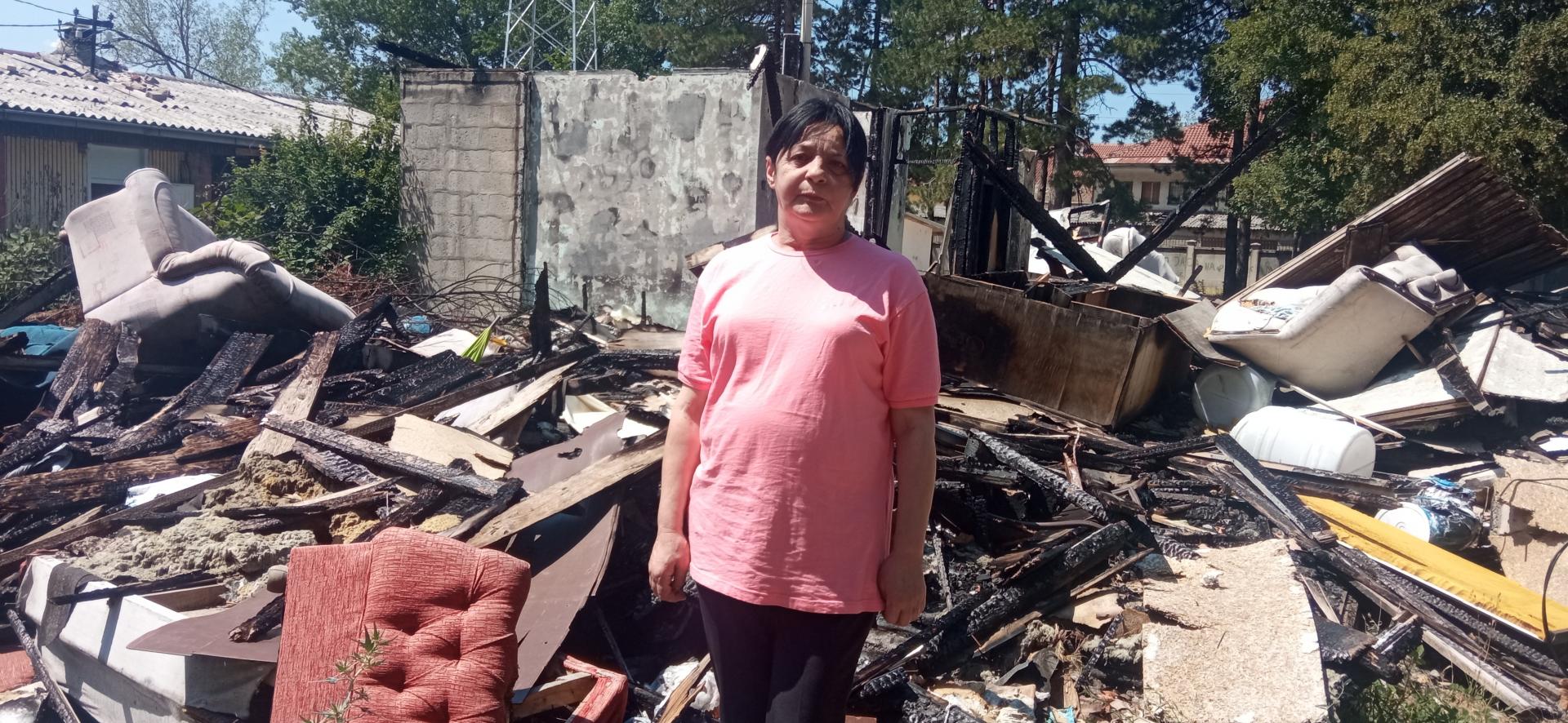 Samohrana majka iz Nikšića, Tanja Nebrigić uslijed teškog socijalnog stanja započela štrajk glađu