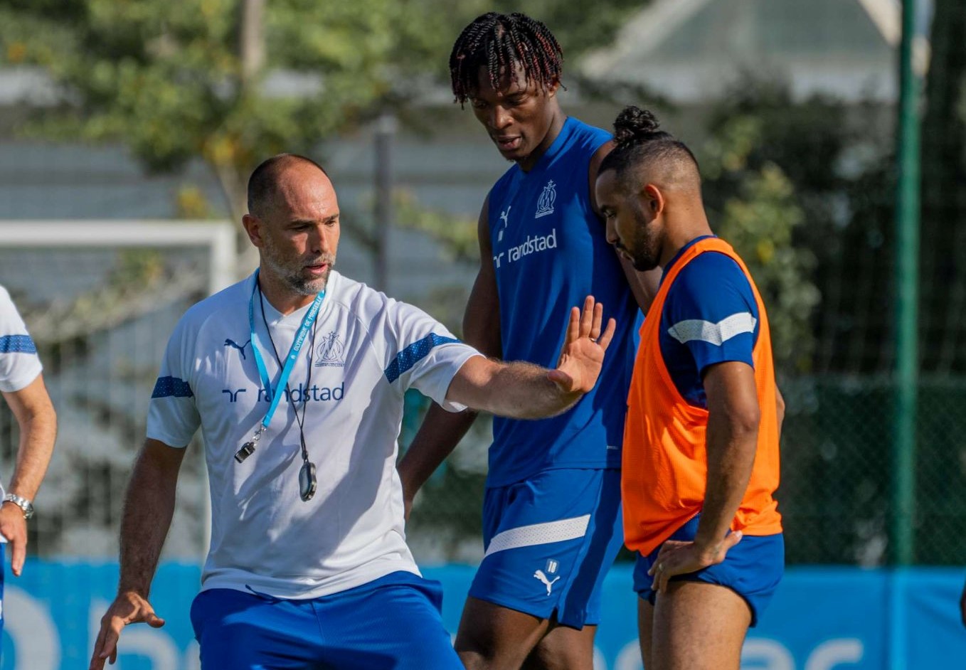 Tudor zavodi red u svlačionici Marseja preko Pajeovih leđa