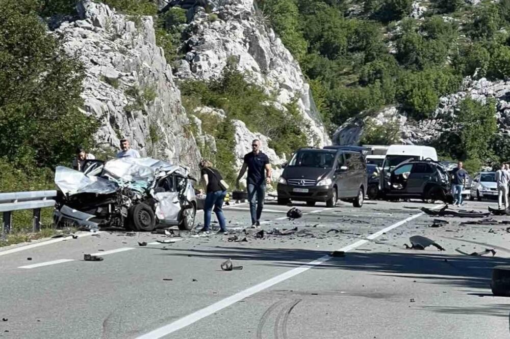 Apel vozačima i policajcima: Jedni da kontrolišu, drugi da pažljivo voze, zbog onih koji ih vole!