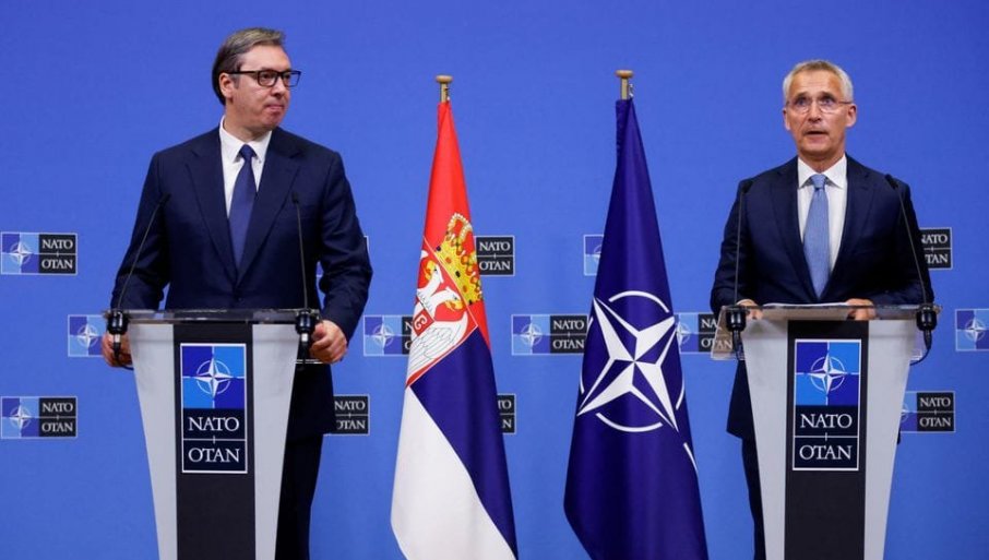 Sastanak u sjedištu NATO: Iza Vučića zastava Srbije, nigdje obiležja tzv. Kosova