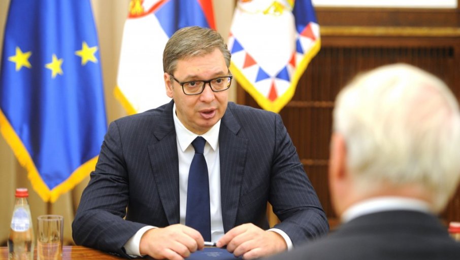 Vučić na sastanku sa Hilom: O aktuelnim temama i posjeti Njujorku sa američkim ambasadorom (FOTO)