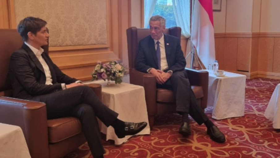 Važan sastanak u Tokiju: Ana Brnabić razgovarala sa premijerom Singapura (FOTO)