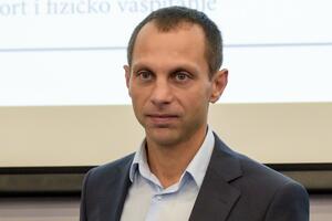 Mašanović: Koliko košta da postanete dekan fakulteta? Linija između dekanstva i deportacije je tanka