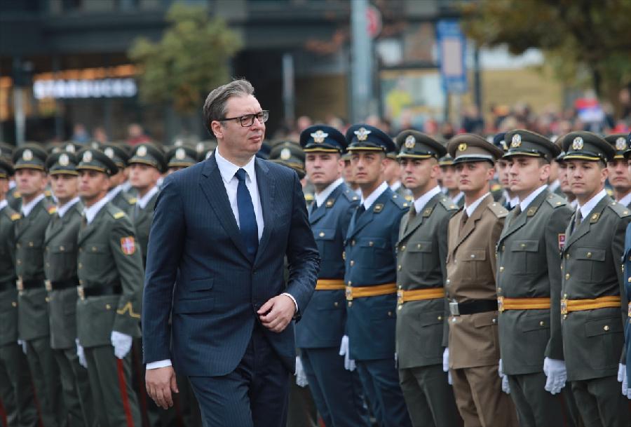 Vučić na promociji vojnih oficira: Nikome nećemo dati Kosovo