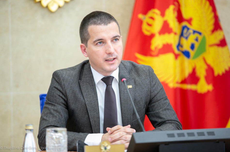 Bečić: Isključivo zbog rezultata mog Kabineta i moje malenkosti Skupština Crne Gore proglašena za najotvoreniju u regionu!