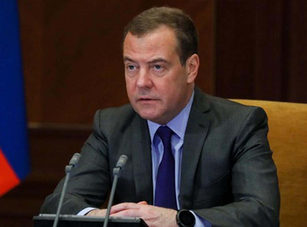 Medvedev: Istina trijumfuje! Velika Rusija se ponovo rađa!