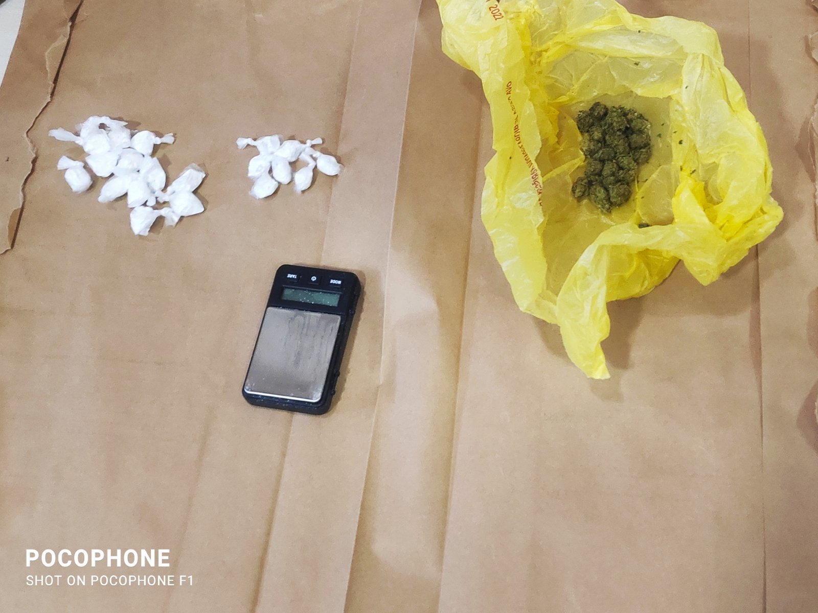 U Budvi pronađeni kokain i marihuana, jedno lice lišeno slobode