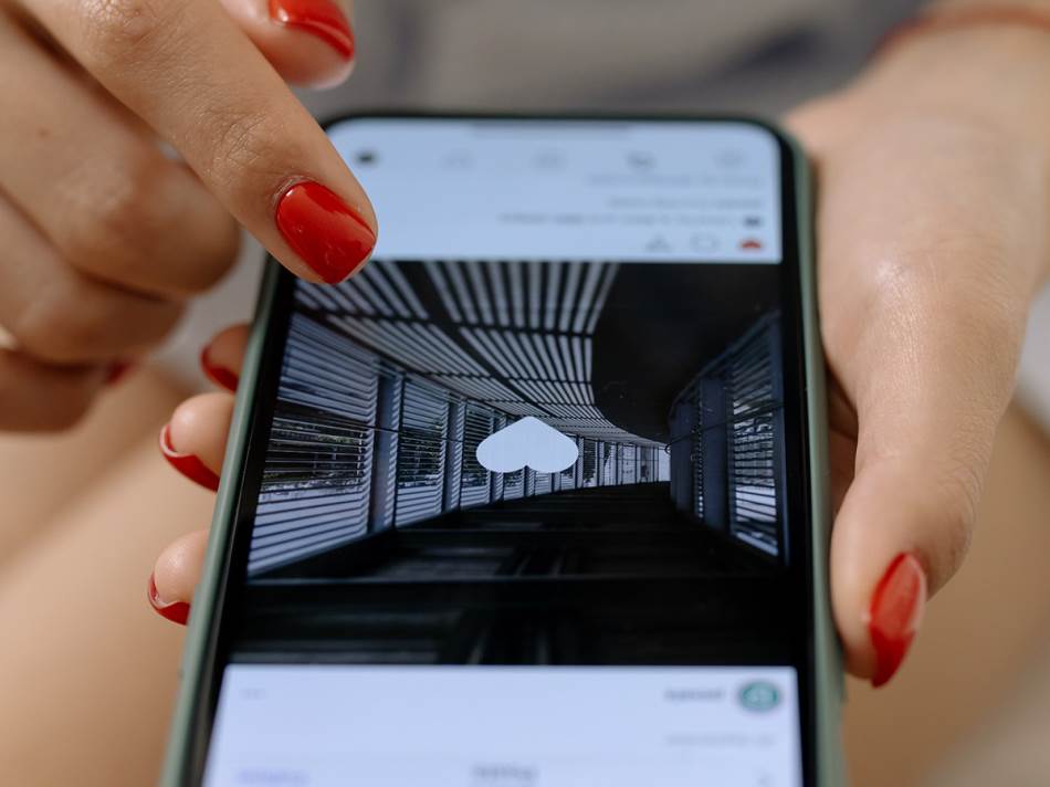 Nova odluka: Instagram će sakriti golotinju svuda