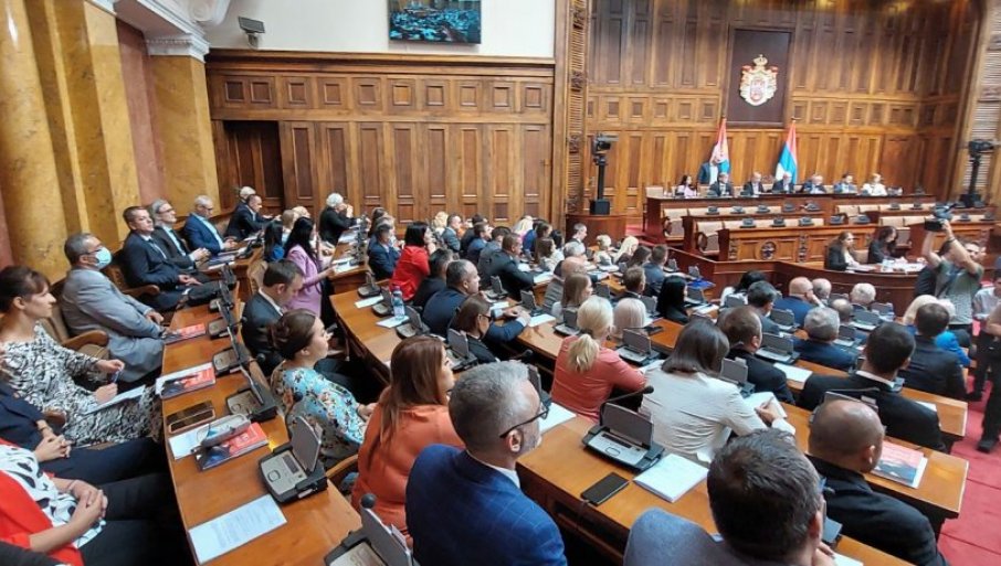 Nastavljena posebna sjednica Skupštine Srbije: Tačka dnevnog reda Izvještaj o pregovaračkom procesu sa Prištinom