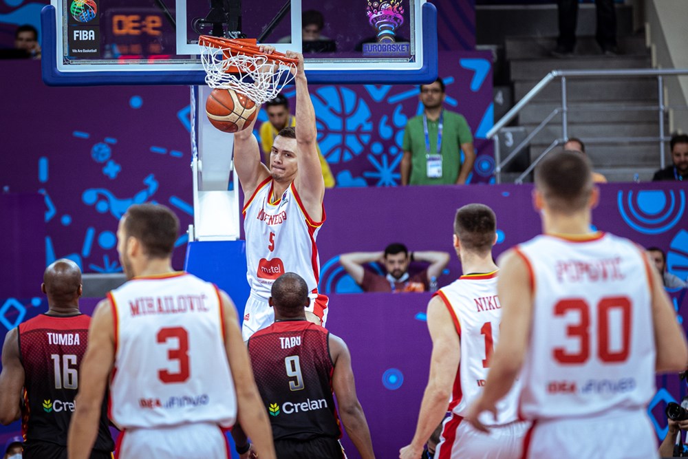 Košarkaši Crne Gore napravili prvi korak ka osmini finala Evrobasketa