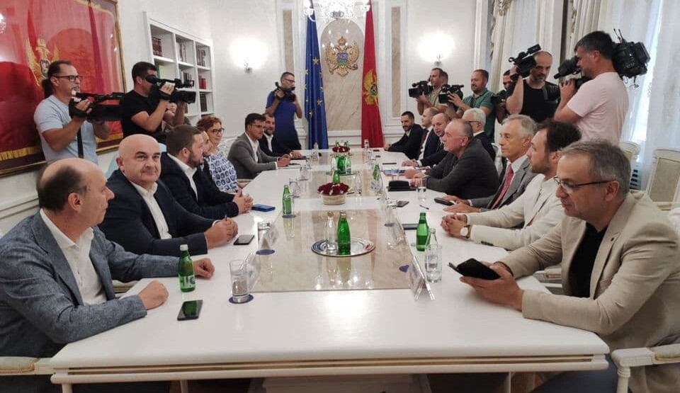 NA IZBORE, DOSTA JE BILO VAŠIH  (PREGO)VARANJA!