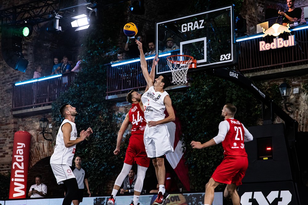 Srpski basketaši u polufinalu Evropskog prvenstva: Večeras utakmice za medalje