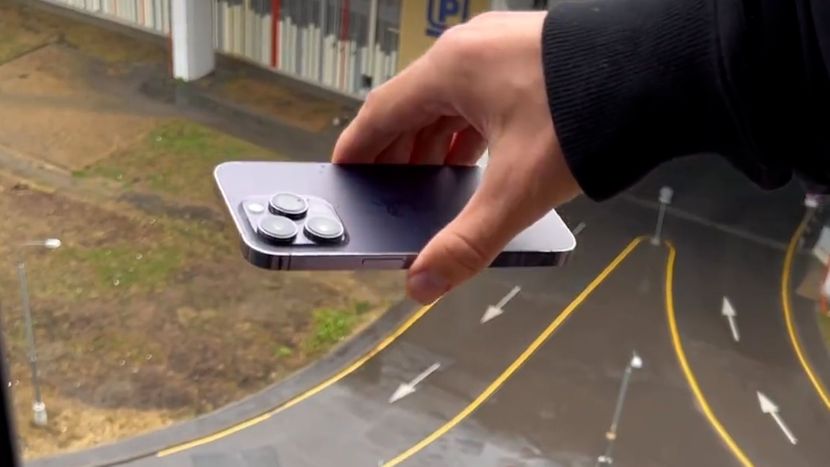 Funkcija detekcija sudara na iPhone 14 nije bez mane: Zove hitnu službu čak i kad ste na rolerkosteru