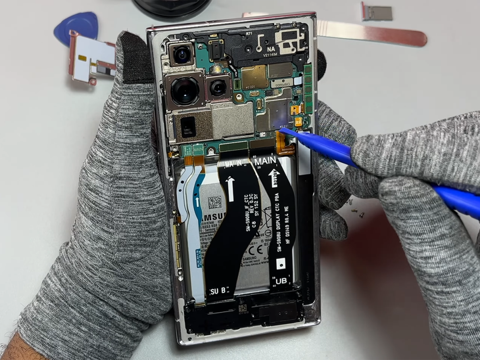 Serviseri više neće moći da vide privatne poruke i slike tokom popravke Samsung telefona
