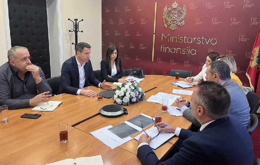 Damjanović sa Vuksanovićem: Poreski dug od 11 miliona eura naplatiti kroz dio imovine