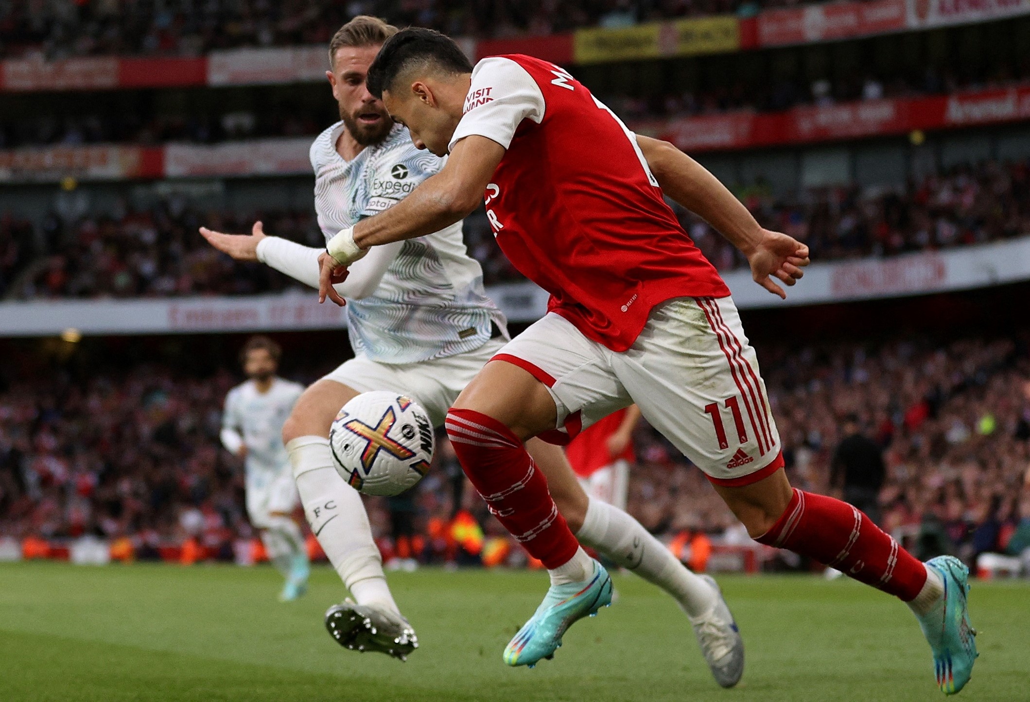 Arsenal se pobjedom u derbiju nad Liverpulom vratio na čelo tabele