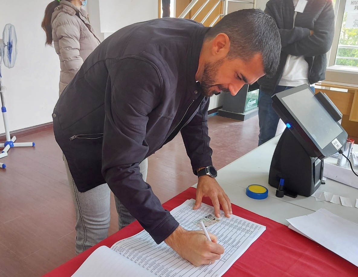 Noailac liste „Novo vrijeme za Bar“ iskoristio biračko pravo 