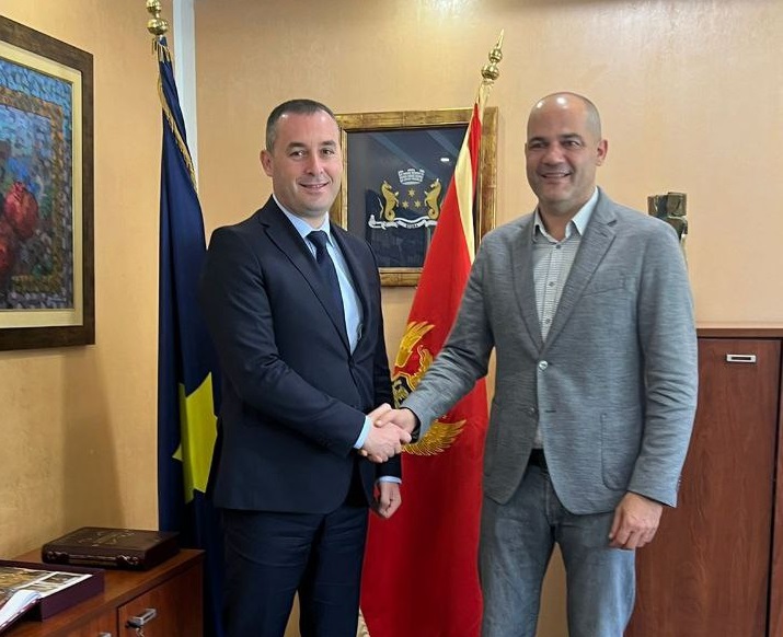 Božović sa Šćekićem: Predstavio mu inicijativu da se u Budvi izgradi opšta bolnica i da se poboljšaju uslovi za zdravstvene radnike