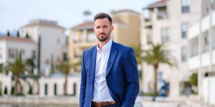 Đurović (SDP): Dosta je šikaniranja naših sugrađana, dosta je barjačenja, neko mora da radi Pravu stvar