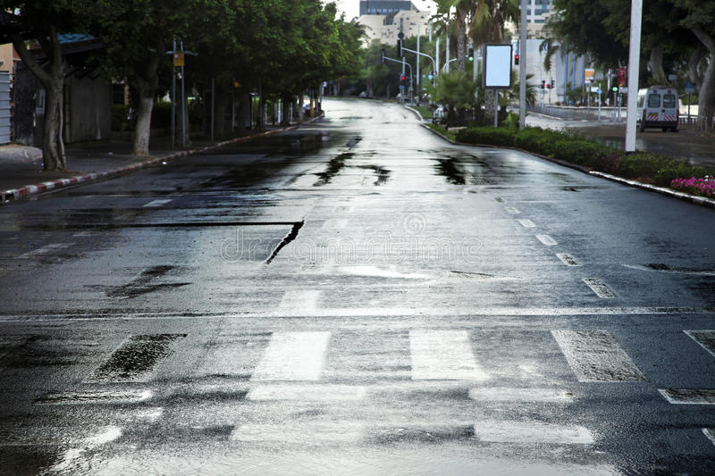 Auto moto savez: Oprez zbog mokrih puteva
