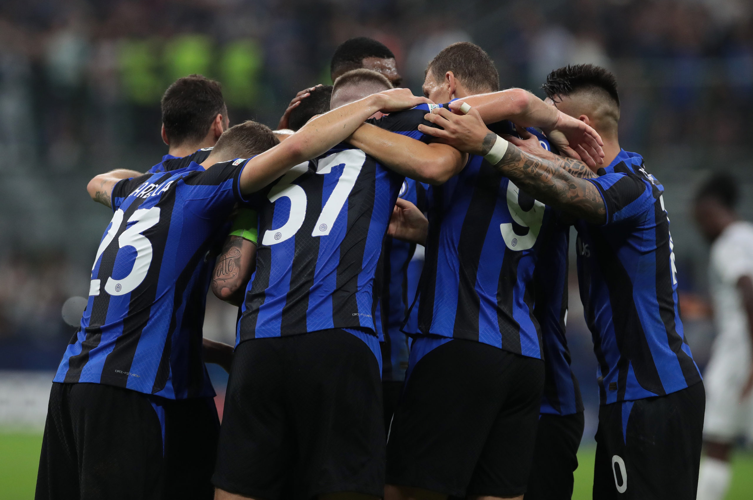 Inter savladao Viktoriju, prošao u osminu finala i otpisao Barselonu