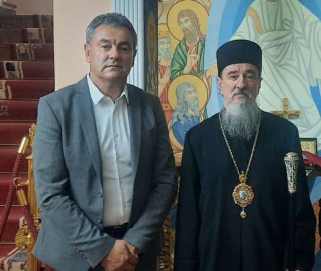 Vladika Atanasije poručio Milanu Lekiću: Blagosiljamo i podržavamo Vaš rad za dobro Crkve i naroda!