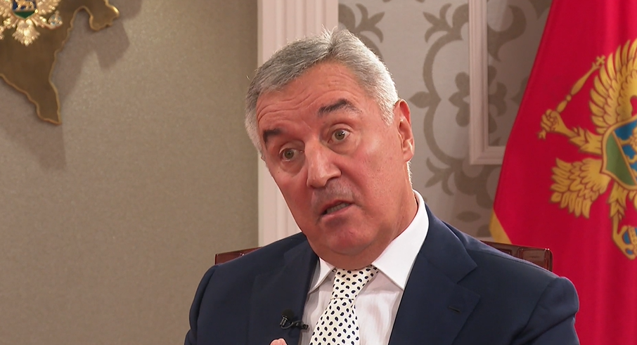 Lažna žal teroriste Mila Đukanovića