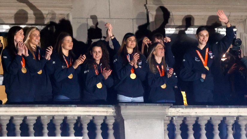 Odbojkaško ludilo: Srbija dočekala svjetske šampionke