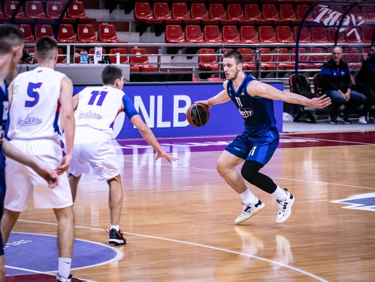 Vučeljić: Odbrana je ključ svega