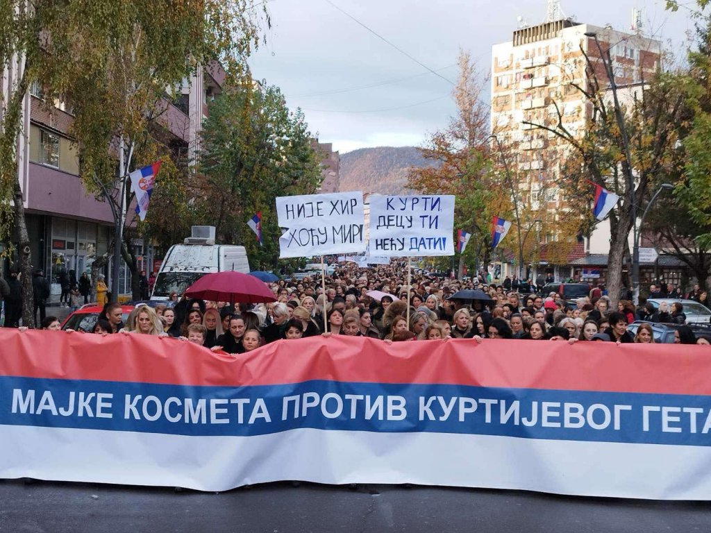 Majke Kosmeta poručile Kurtiju: Branićemo svoju djecu, ostajemo na ovim svetim prostorima!