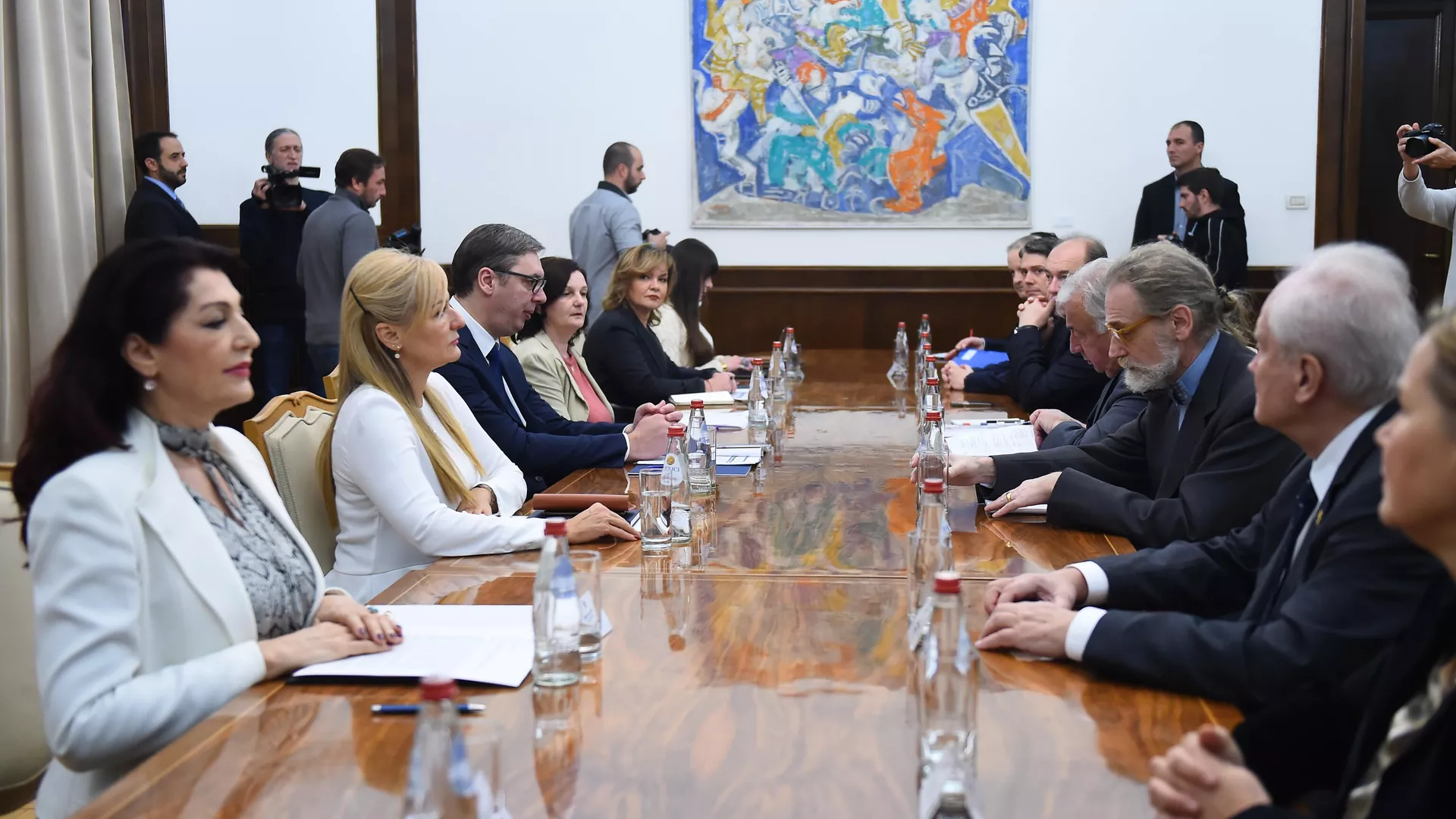 Vučić se sastao sa predsjednikom Senata Francuske Žerarom Laršeom