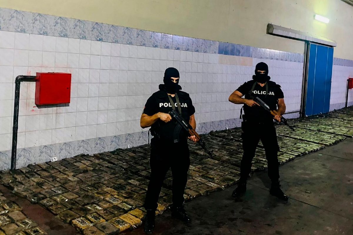 Iz policije pojašnjavaju slučaj zapljene 1.2 tone kokaina: Nije nestalo 200 kilograma nego je toliko teška ambalaža u kojoj je bio spakovan