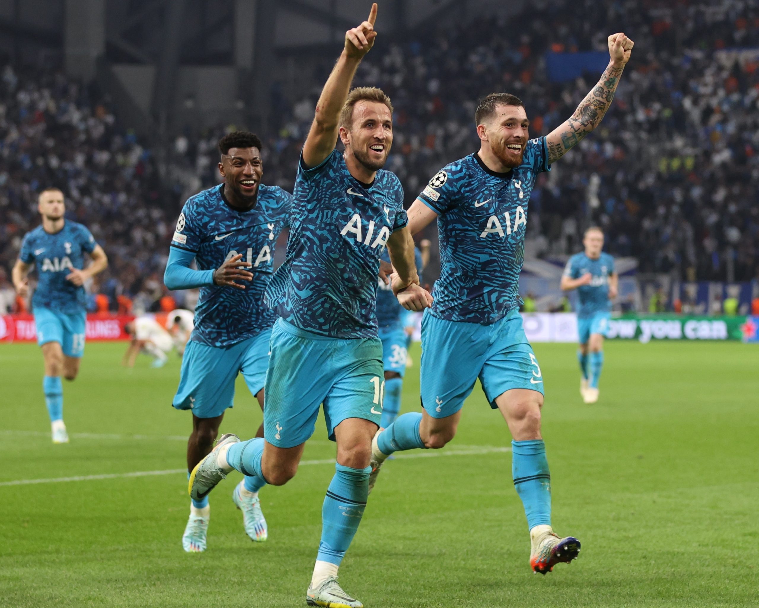 Totenhem i Ajntraht preživjeli ludilo D grupe, Liverpul nanio prvi poraz Napoliju u sezoni