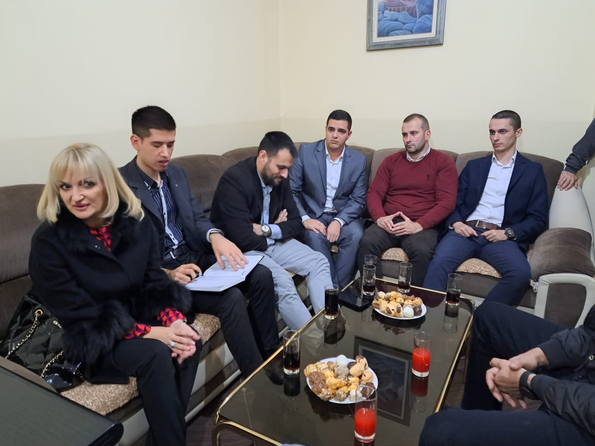 Borovinić Bojović sa predstavnicima koalicije „Za budućnost Podgorice“ posjetila organizacije koje se bave unapređenjem uslova života i rada djece ometene u razvoju