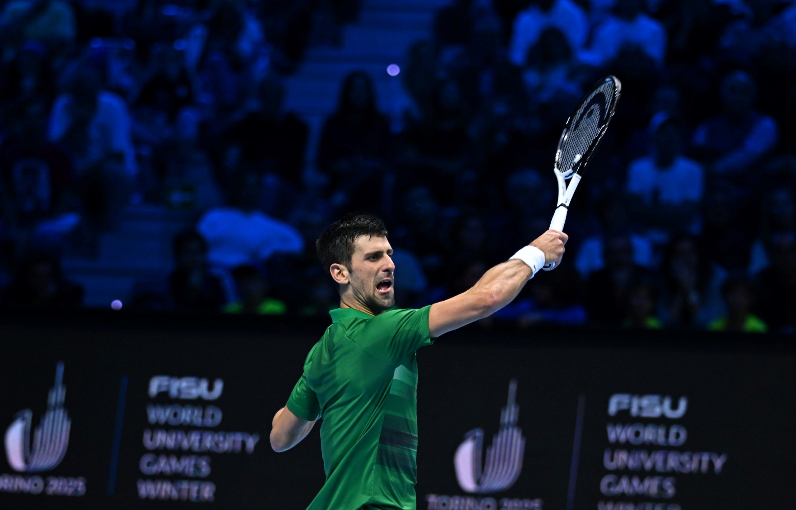 Jači od umora: Nole u dva seta eliminisao Frica i zakazao finale Završnog turnira
