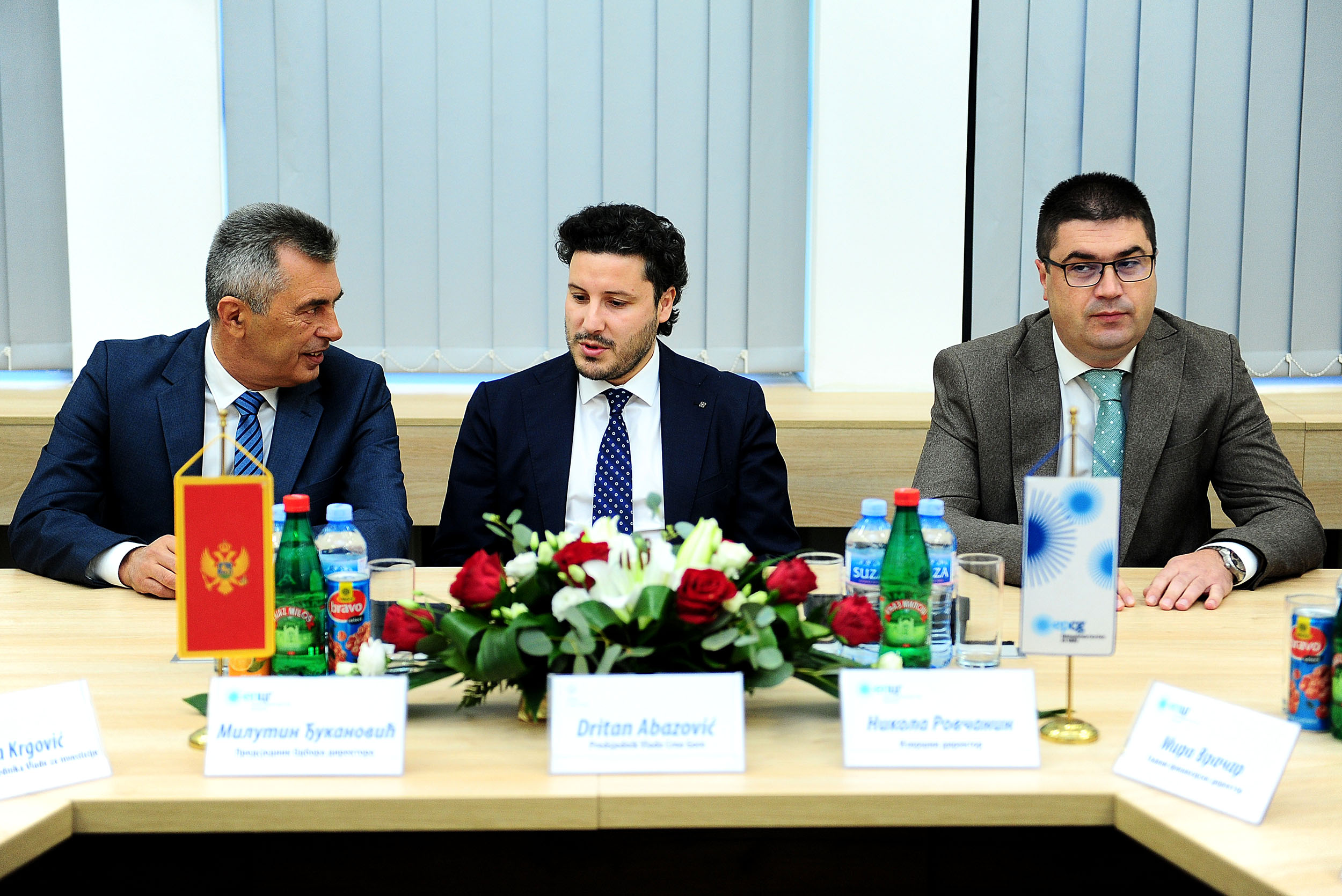 Abazović posjetio EPCG: Jedna smo od rijetkih evropskih država koje nisu prebacile teret krize na domaćinstva i privredu.
