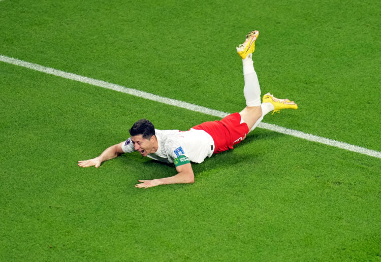 Poljaci nakon dvije decenije postigli gol iz otvorene igre na Mundijalima: Konačno i Levandovski pogodio na SP, Ščesni heroj