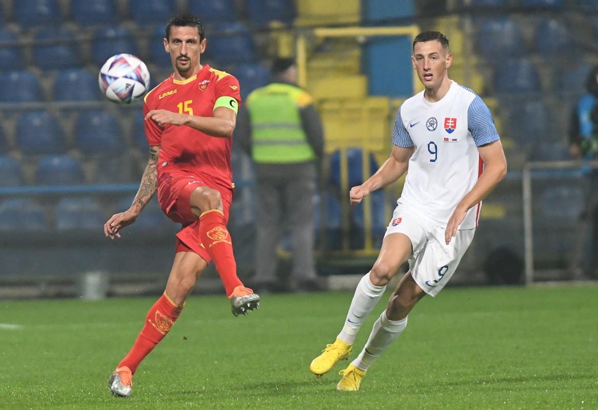 Crnogorski fudbaleri u Ljubljani igraju poslednji meč u 2022. godini