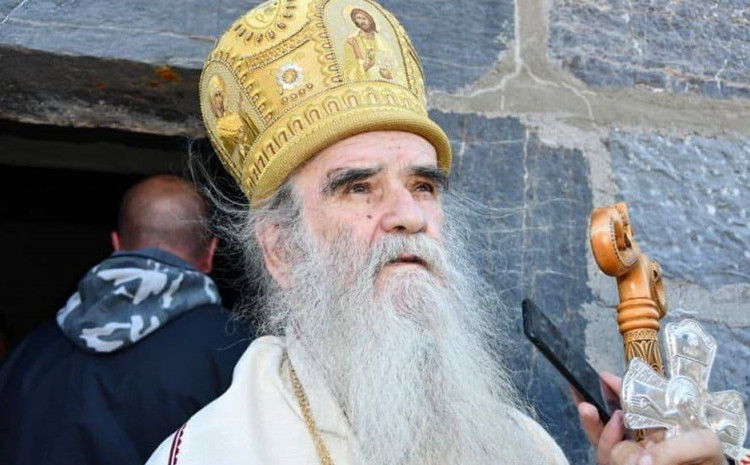 Premijera ruskog filma „Lastavice Hristove“, film o Mitropolitu Amfilohiju, večeras se premijerno prikazuje u kripti podgoričkog hrama