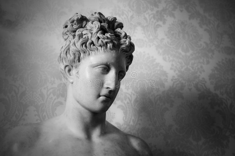 Bronzane statue stare 2.300 godina pronađene u Italiji