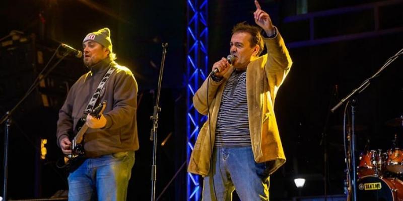 Gula i „Katapult“ zbog politike ne mogu nastupati u svom Baru za Novu godinu!