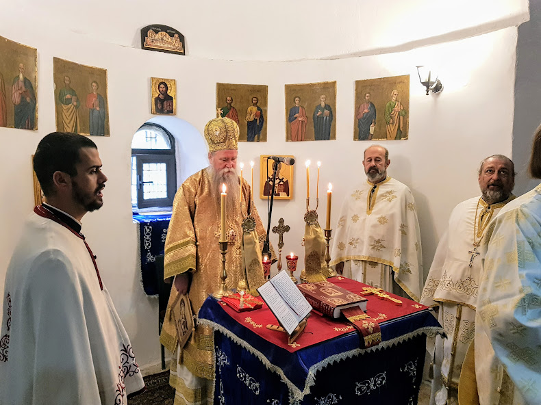 Mitropolit Joanikije služio u Doljanima: Kada se naša srca otvore prema Gospodu, počnemo da upijamo Njegovu svjetlost kao anđeli