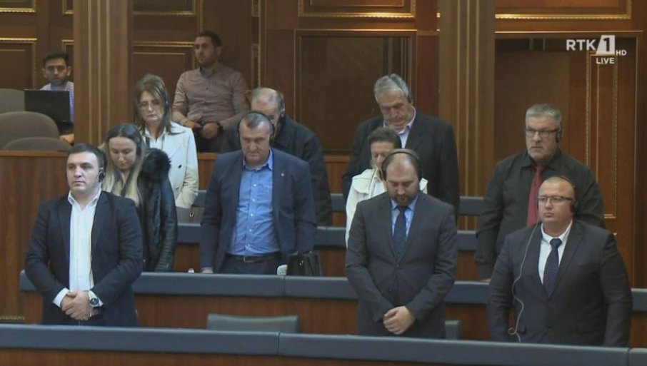 Rezervacije kao osigurač protiv Kurtijevih Srba: Takozvani premijer planirao da uz pomoć lojalnih parlamentaraca promeni Ustav lažne države