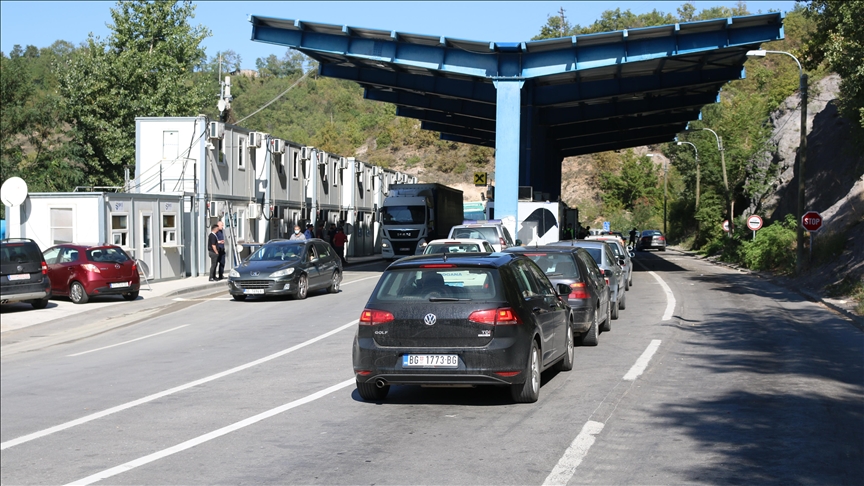 Saobraćaj na Jarinju bez problema, u blizini prisutni pripadnici prištinske policije