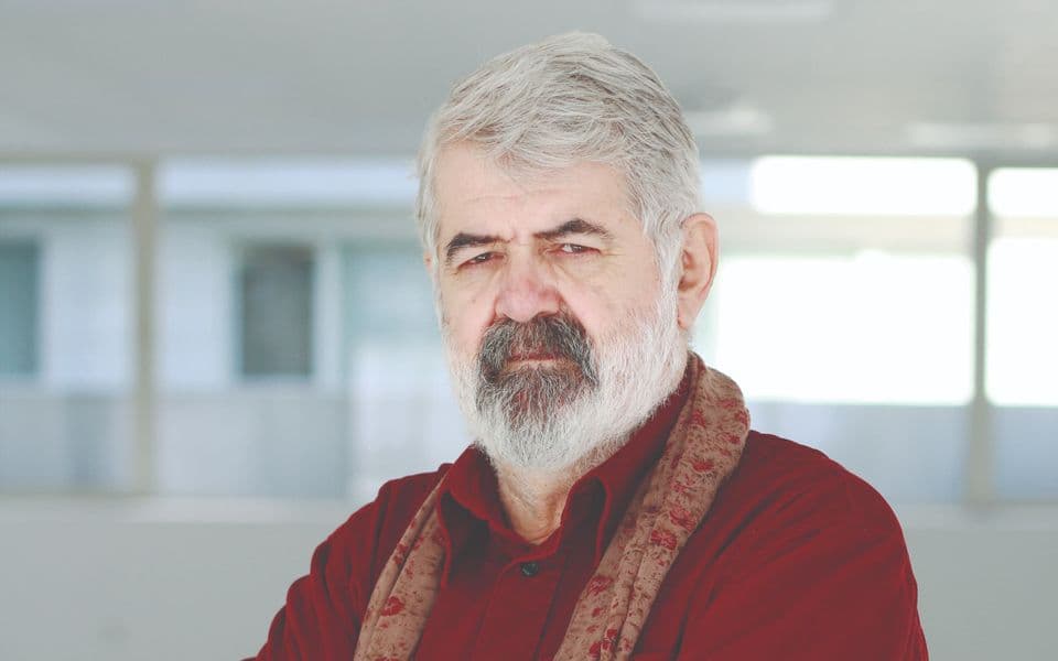 INTELEKTUALAC I KORITAŠ