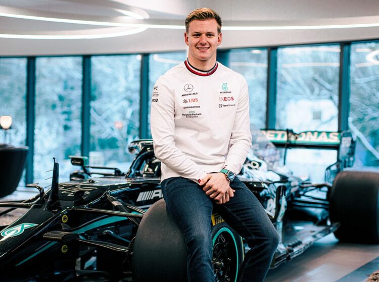 Mik Šumaher rezervni vozač Mercedesa 2023. godine
